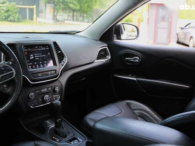 Джип Cherokee, об'ємом двигуна 3.2 л та пробігом 124 тис. км за 20900 $, фото 14 на Automoto.ua