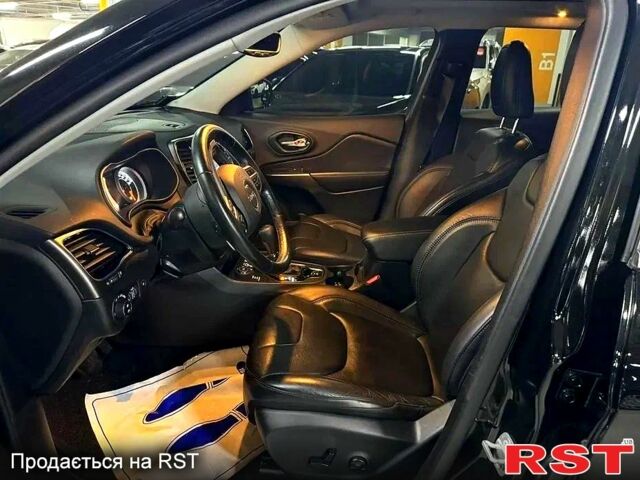 Джип Чероки, объемом двигателя 2.4 л и пробегом 66 тыс. км за 17000 $, фото 3 на Automoto.ua