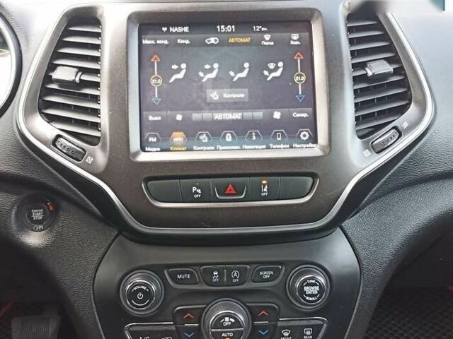 Джип Чероки, объемом двигателя 3.2 л и пробегом 77 тыс. км за 20900 $, фото 11 на Automoto.ua