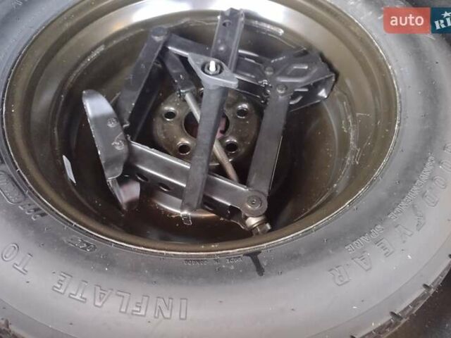 Джип Чероки, объемом двигателя 2.4 л и пробегом 62 тыс. км за 19500 $, фото 9 на Automoto.ua