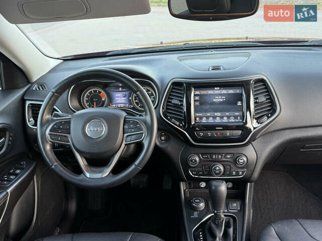 Джип Чероки 2021 в Киеве на Automoto.ua Джип Чероки, объемом двигателя 3.24 л и пробегом 47 тыс. км за 20300 $, фото 6 на Automoto.ua
