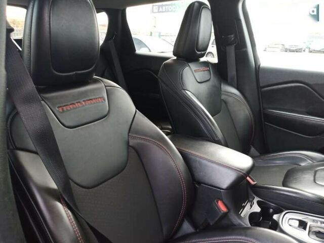 Джип Чероки, объемом двигателя 3.2 л и пробегом 77 тыс. км за 20900 $, фото 16 на Automoto.ua