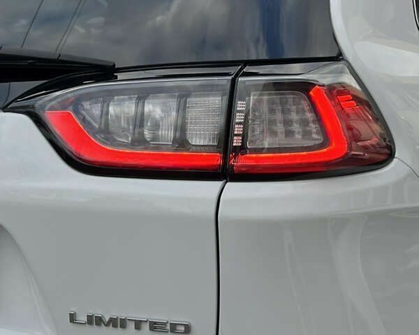 Джип Cherokee, об'ємом двигуна 2 л та пробігом 27 тис. км за 23500 $, фото 15 на Automoto.ua