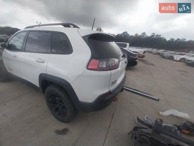 Джип Чероки, объемом двигателя 3.24 л и пробегом 96 тыс. км за 17000 $, фото 2 на Automoto.ua