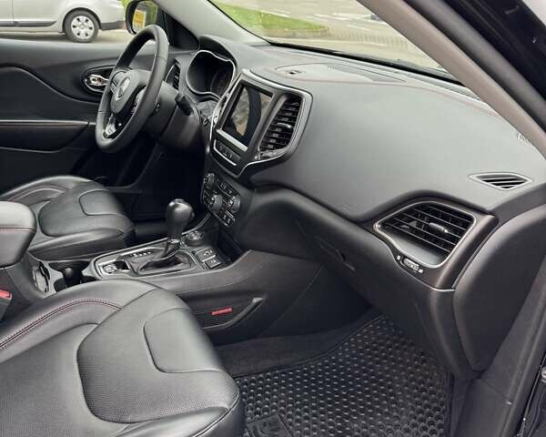 Джип Чероки, объемом двигателя 3.24 л и пробегом 26 тыс. км за 30900 $, фото 34 на Automoto.ua