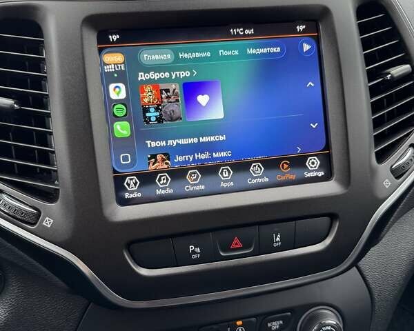 Джип Чероки, объемом двигателя 3.24 л и пробегом 26 тыс. км за 30900 $, фото 42 на Automoto.ua