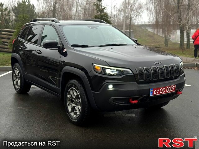 Джип Чероки, объемом двигателя 3.2 л и пробегом 99 тыс. км за 19999 $, фото 1 на Automoto.ua