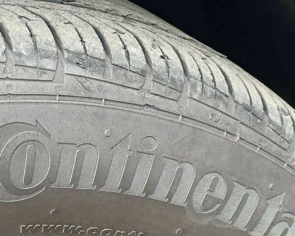 Джип Cherokee, об'ємом двигуна 2 л та пробігом 27 тис. км за 23500 $, фото 7 на Automoto.ua