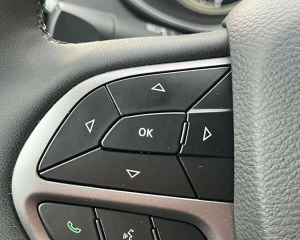 Джип Cherokee, об'ємом двигуна 2 л та пробігом 27 тис. км за 23500 $, фото 16 на Automoto.ua