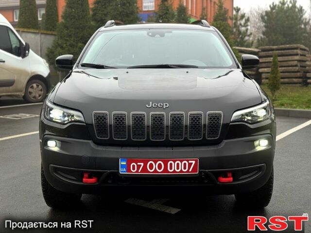 Джип Чероки, объемом двигателя 3.2 л и пробегом 99 тыс. км за 19999 $, фото 2 на Automoto.ua