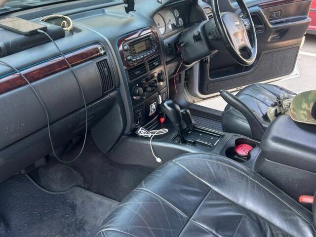 Джип Cherokee, об'ємом двигуна 2.7 л та пробігом 250 тис. км за 4500 $, фото 3 на Automoto.ua