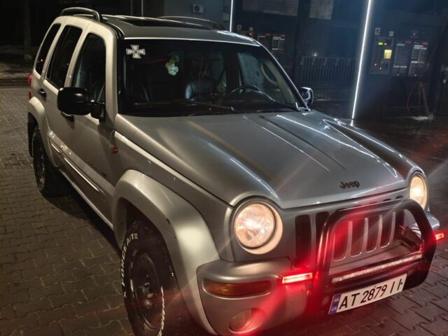 Сірий Джип Cherokee, об'ємом двигуна 2.5 л та пробігом 230 тис. км за 4500 $, фото 7 на Automoto.ua
