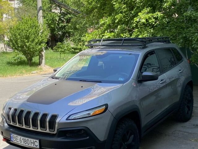 Сірий Джип Cherokee, об'ємом двигуна 3.2 л та пробігом 79 тис. км за 19500 $, фото 1 на Automoto.ua