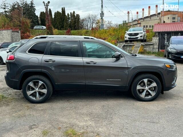 Сірий Джип Cherokee, об'ємом двигуна 3.2 л та пробігом 108 тис. км за 21290 $, фото 4 на Automoto.ua
