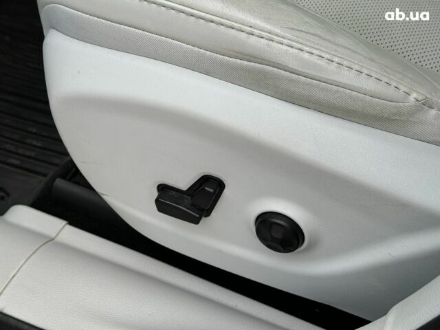 Сірий Джип Cherokee, об'ємом двигуна 3.2 л та пробігом 108 тис. км за 21290 $, фото 16 на Automoto.ua