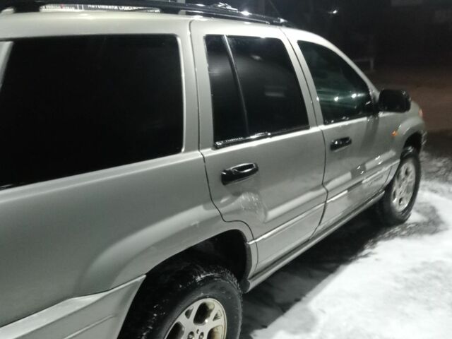 Сірий Джип Cherokee, об'ємом двигуна 3.1 л та пробігом 211 тис. км за 7000 $, фото 12 на Automoto.ua