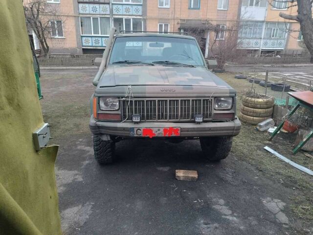 Сірий Джип Cherokee, об'ємом двигуна 0 л та пробігом 320 тис. км за 3200 $, фото 2 на Automoto.ua