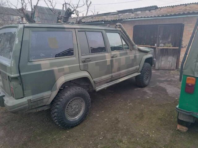 Сірий Джип Cherokee, об'ємом двигуна 0 л та пробігом 320 тис. км за 3000 $, фото 1 на Automoto.ua