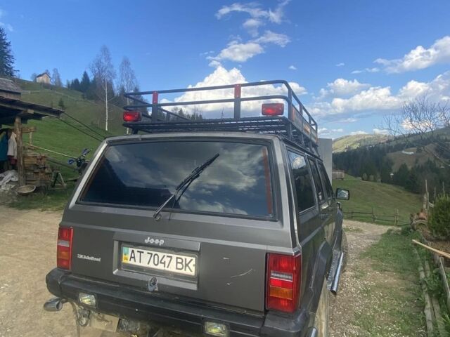 Сірий Джип Cherokee, об'ємом двигуна 2.5 л та пробігом 125 тис. км за 5599 $, фото 7 на Automoto.ua