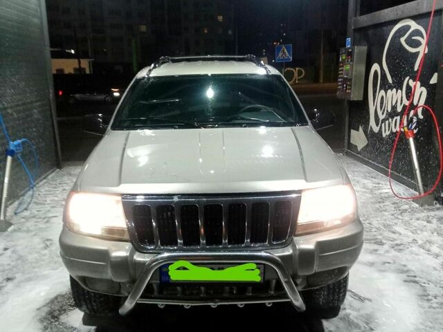 Сірий Джип Cherokee, об'ємом двигуна 3.1 л та пробігом 211 тис. км за 8300 $, фото 1 на Automoto.ua