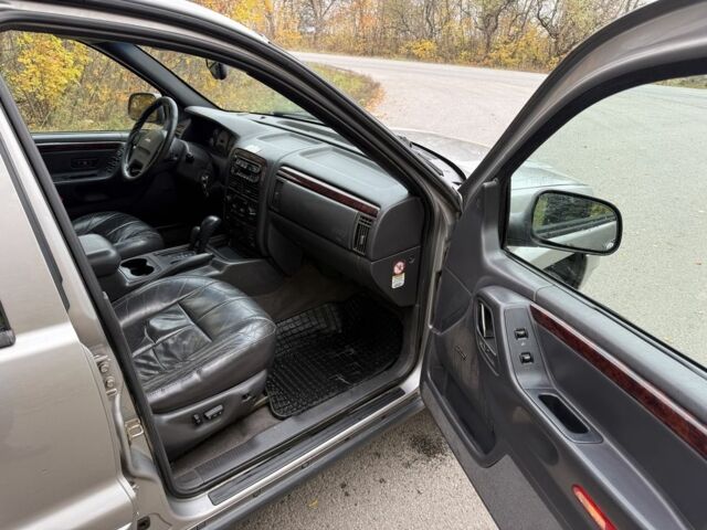 Серый Джип Чероки, объемом двигателя 3.1 л и пробегом 250 тыс. км за 3950 $, фото 4 на Automoto.ua