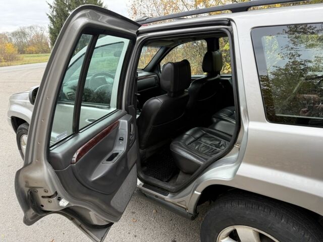 Серый Джип Чероки, объемом двигателя 3.1 л и пробегом 250 тыс. км за 3950 $, фото 9 на Automoto.ua