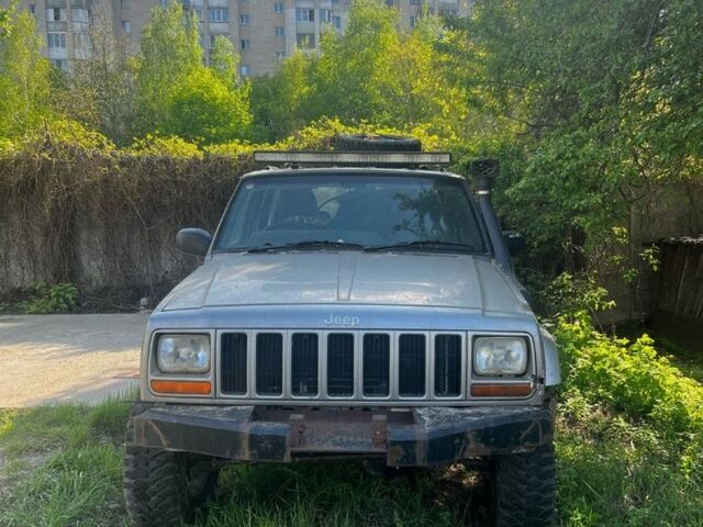 Сірий Джип Cherokee, об'ємом двигуна 4 л та пробігом 3 тис. км за 1700 $, фото 1 на Automoto.ua