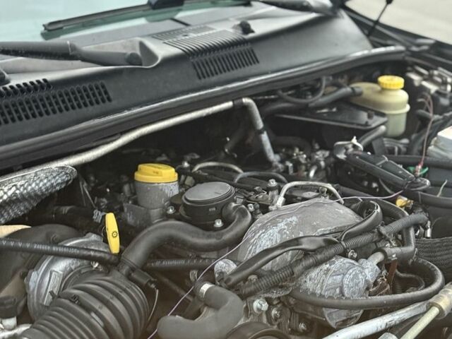 Сірий Джип Cherokee, об'ємом двигуна 2.7 л та пробігом 187 тис. км за 3900 $, фото 12 на Automoto.ua