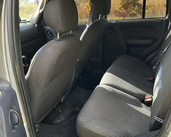 Серый Джип Чероки, объемом двигателя 2.5 л и пробегом 161 тыс. км за 5300 $, фото 11 на Automoto.ua