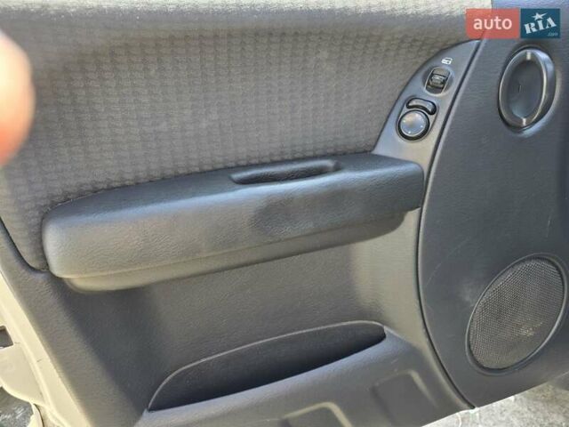 Серый Джип Чероки, объемом двигателя 2.5 л и пробегом 285 тыс. км за 6000 $, фото 10 на Automoto.ua