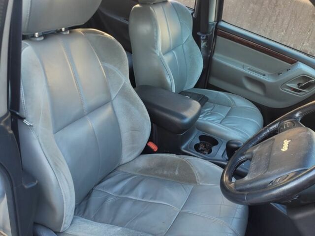Сірий Джип Cherokee, об'ємом двигуна 2.7 л та пробігом 120 тис. км за 3039 $, фото 4 на Automoto.ua