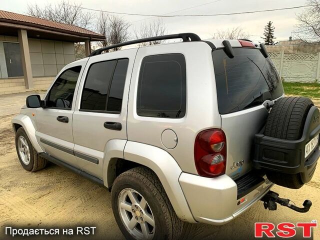 Сірий Джип Cherokee, об'ємом двигуна 2.8 л та пробігом 220 тис. км за 7000 $, фото 4 на Automoto.ua