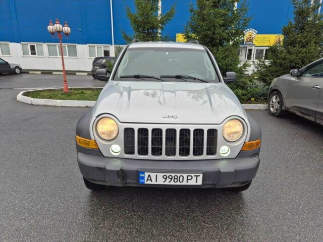 Серый Джип Чероки, объемом двигателя 2.78 л и пробегом 223 тыс. км за 7900 $, фото 5 на Automoto.ua