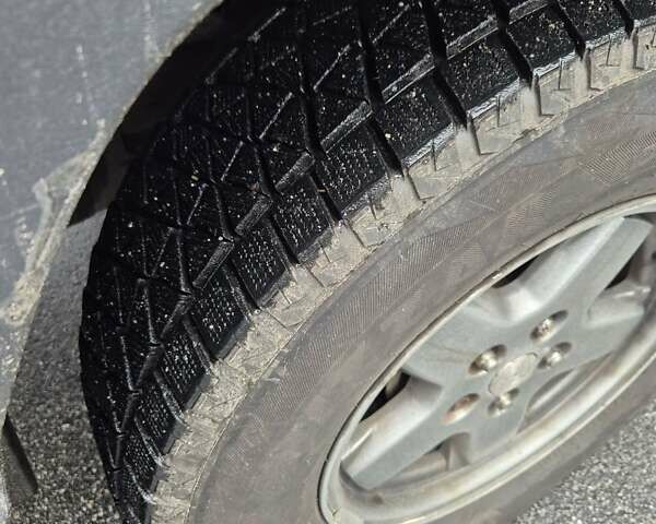 Серый Джип Чероки, объемом двигателя 2.78 л и пробегом 223 тыс. км за 7900 $, фото 21 на Automoto.ua