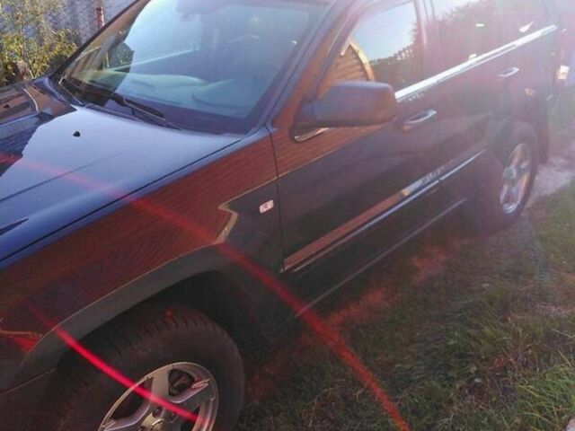 Джип Чероки 2007 в Чернигове на Automoto.ua Серый Джип Чероки, объемом двигателя 0 л и пробегом 300 тыс. км за 10500 $, фото 2 на Automoto.ua