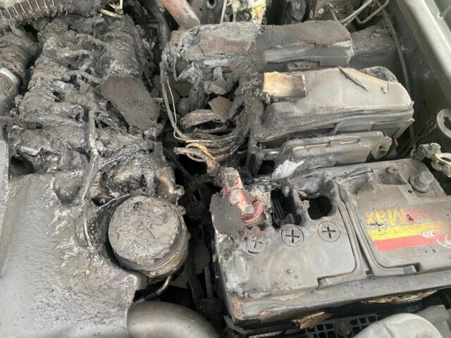 Сірий Джип Cherokee, об'ємом двигуна 0 л та пробігом 150 тис. км за 3300 $, фото 4 на Automoto.ua