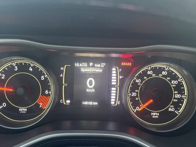 Серый Джип Чероки, объемом двигателя 2.4 л и пробегом 145 тыс. км за 12300 $, фото 4 на Automoto.ua