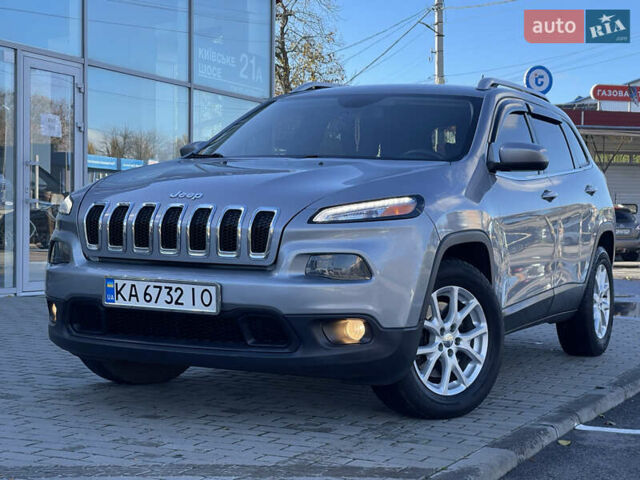 Сірий Джип Cherokee, об'ємом двигуна 2.36 л та пробігом 191 тис. км за 11999 $, фото 2 на Automoto.ua