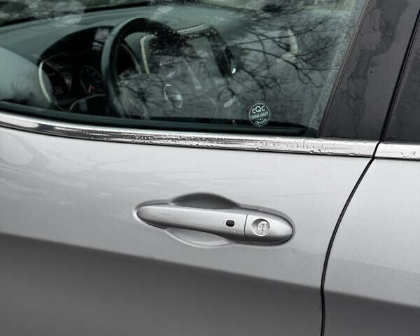 Серый Джип Чероки, объемом двигателя 3.24 л и пробегом 183 тыс. км за 12800 $, фото 7 на Automoto.ua