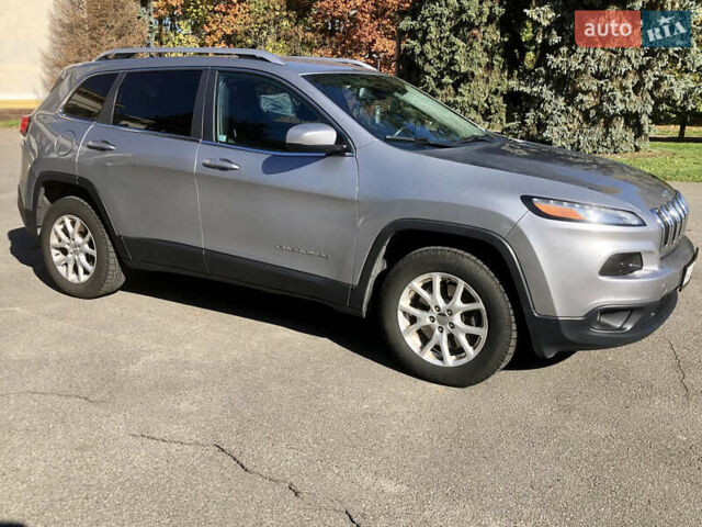 Сірий Джип Cherokee, об'ємом двигуна 3.24 л та пробігом 134 тис. км за 12500 $, фото 8 на Automoto.ua