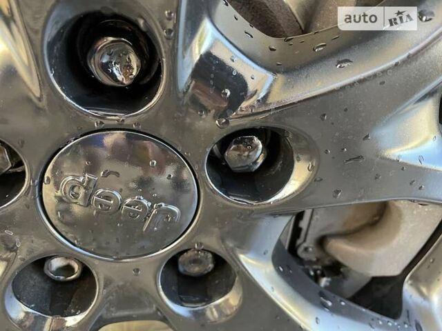 Сірий Джип Cherokee, об'ємом двигуна 2.36 л та пробігом 131 тис. км за 14900 $, фото 52 на Automoto.ua
