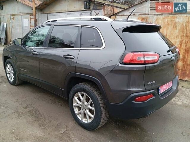 Серый Джип Чероки, объемом двигателя 2.4 л и пробегом 250 тыс. км за 11300 $, фото 4 на Automoto.ua