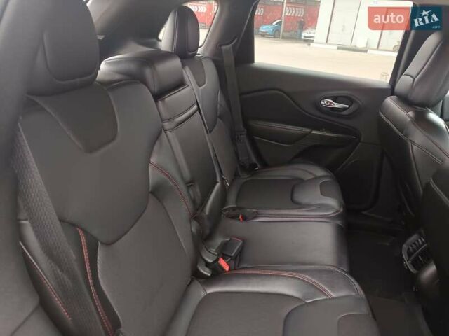 Серый Джип Чероки, объемом двигателя 3.24 л и пробегом 141 тыс. км за 16500 $, фото 17 на Automoto.ua