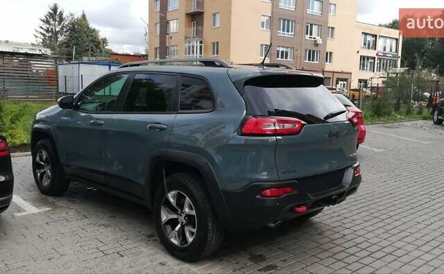 Серый Джип Чероки, объемом двигателя 3.24 л и пробегом 165 тыс. км за 16000 $, фото 19 на Automoto.ua