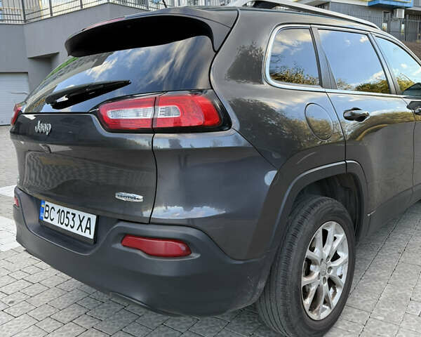 Джип Чероки 2014 в Львове на Automoto.ua Серый Джип Чероки, объемом двигателя 2.36 л и пробегом 163 тыс. км за 13000 $, фото 7 на Automoto.ua