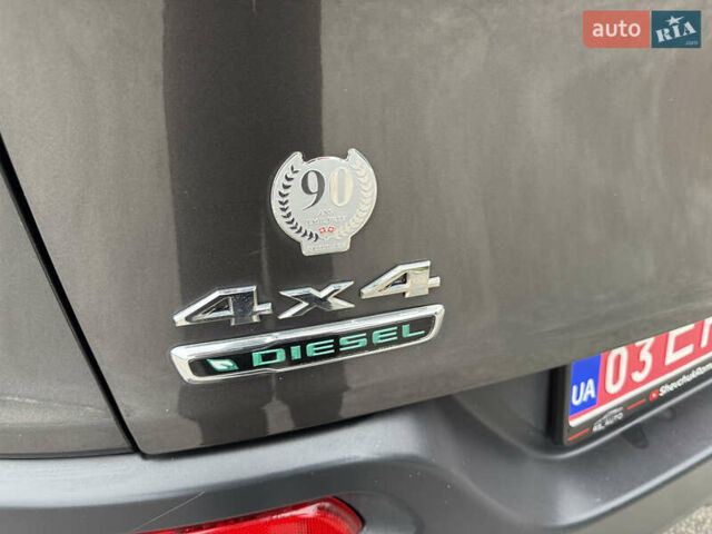 Сірий Джип Cherokee, об'ємом двигуна 2 л та пробігом 239 тис. км за 17500 $, фото 24 на Automoto.ua