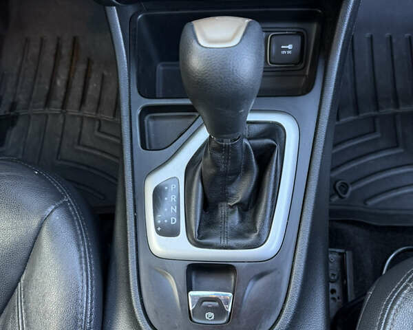 Сірий Джип Cherokee, об'ємом двигуна 2.36 л та пробігом 163 тис. км за 12500 $, фото 23 на Automoto.ua