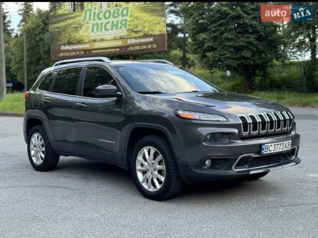 Серый Джип Чероки, объемом двигателя 3.24 л и пробегом 184 тыс. км за 12500 $, фото 1 на Automoto.ua