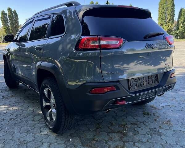 Серый Джип Чероки, объемом двигателя 3.24 л и пробегом 304 тыс. км за 14200 $, фото 12 на Automoto.ua