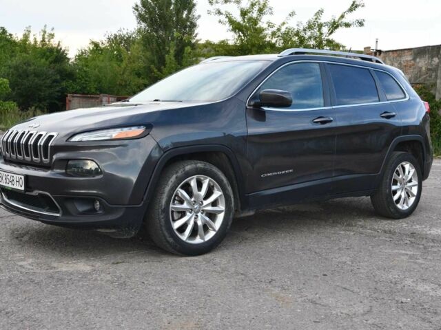 Сірий Джип Cherokee, об'ємом двигуна 2.4 л та пробігом 86 тис. км за 13500 $, фото 7 на Automoto.ua